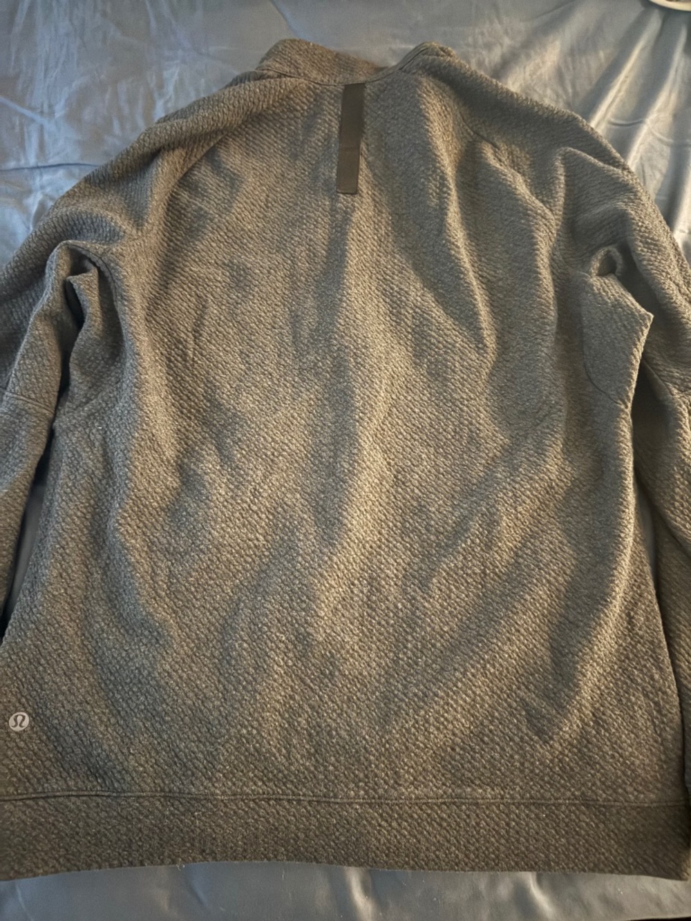 Lululemon Waffle Knit 1/4 Zip Pullover- Size Large - Picture 2 of 2